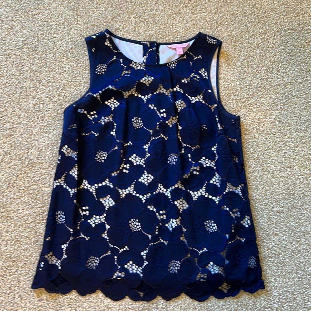 Lilly sleeveless shirt navy and white